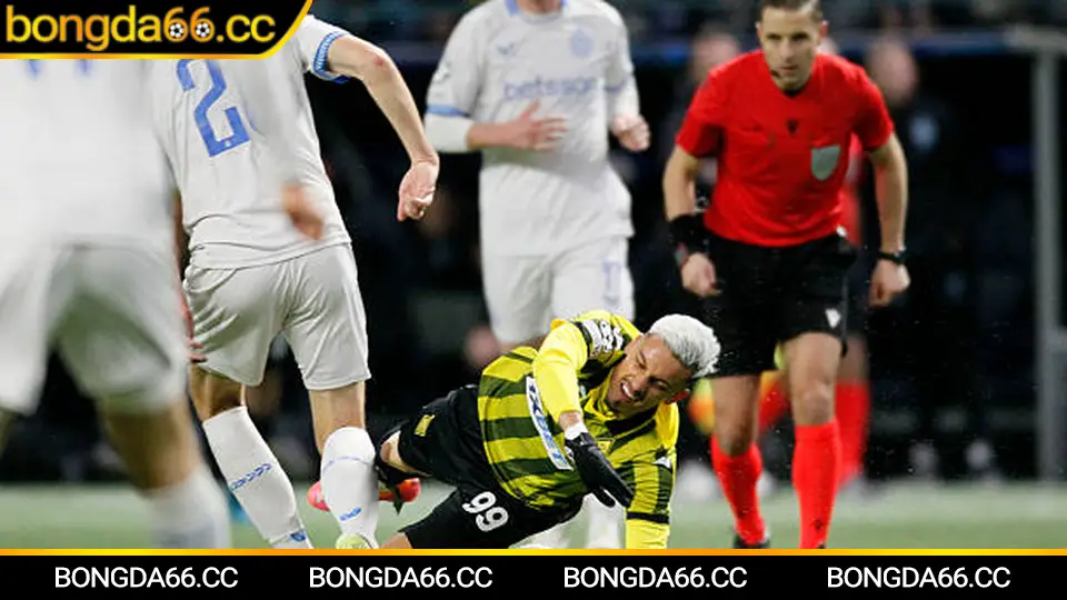 Không khí sân nhà Đông Á Thanh Hóa tạo áp lực tại V.League